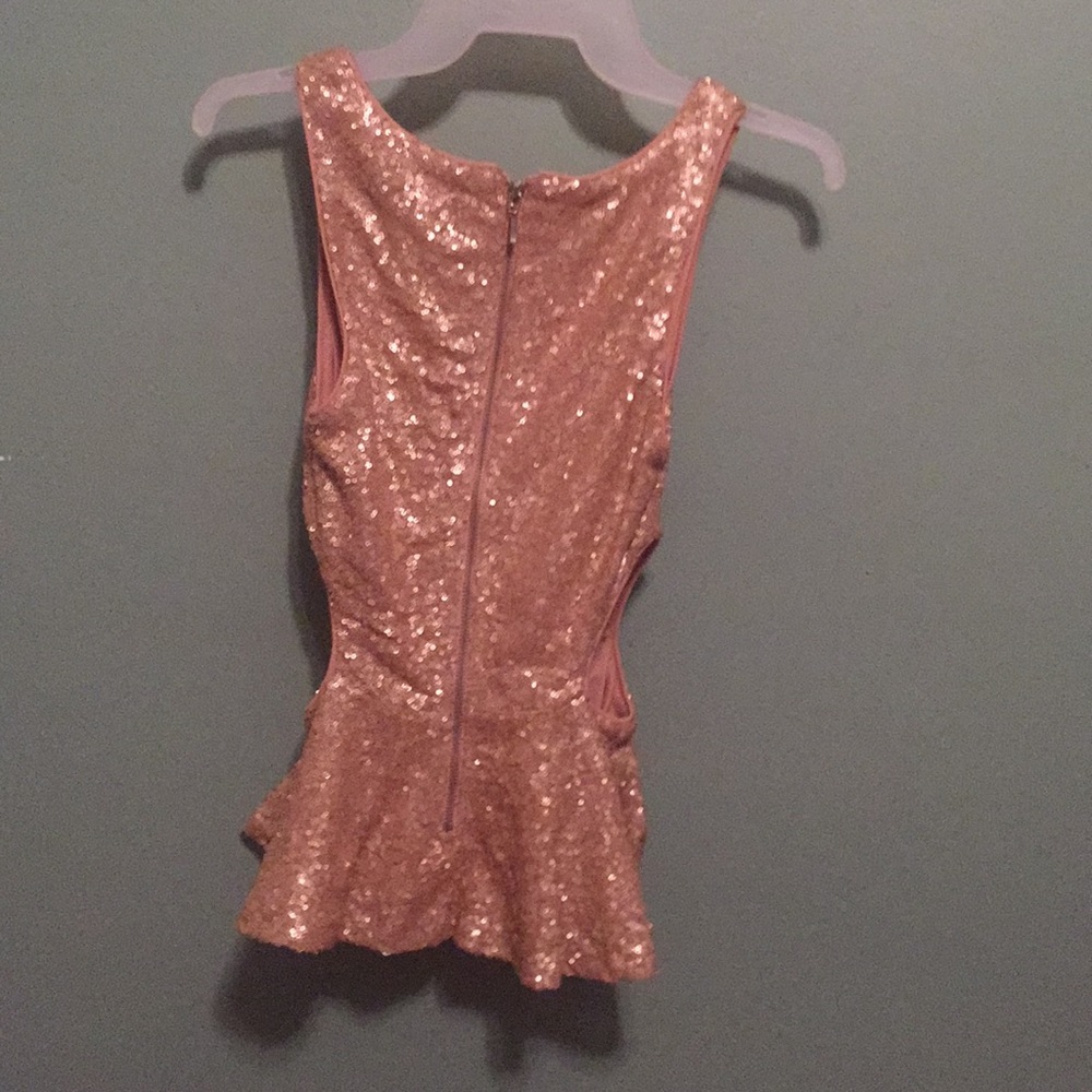 Gold top - Picture 3 of 3